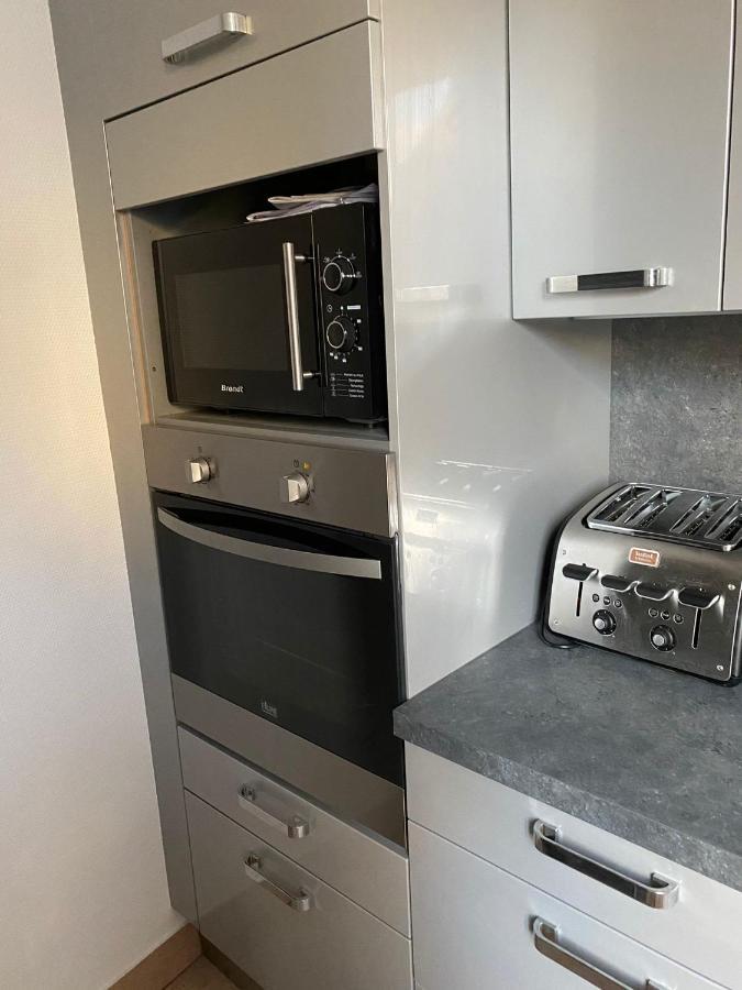 Grand F4 De 71M2 Pour 6 Personnes En Plein Centre Ville Arpajon Bagian luar foto