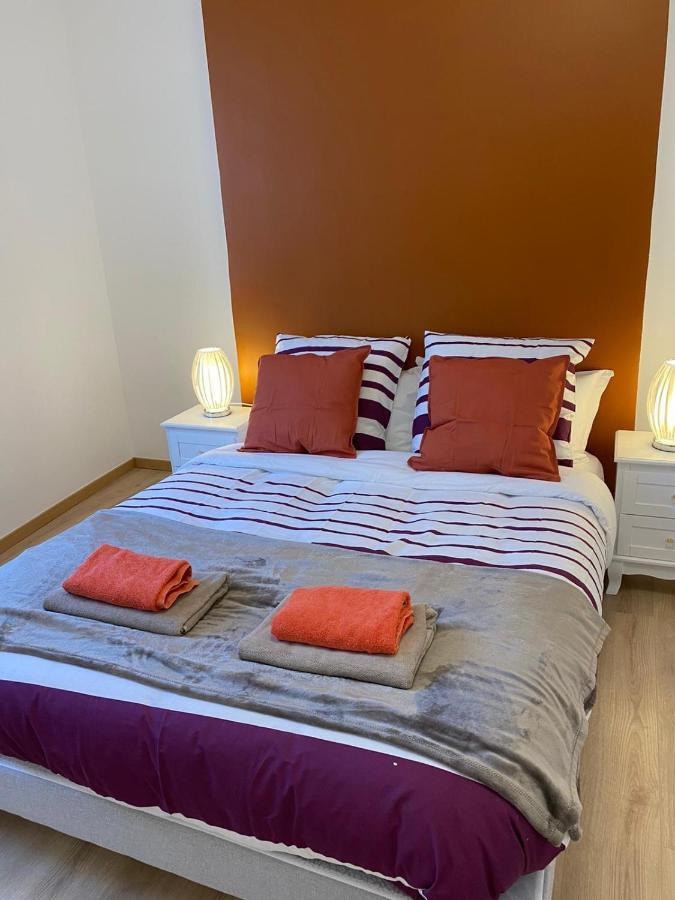 Grand F4 De 71M2 Pour 6 Personnes En Plein Centre Ville Arpajon Bagian luar foto