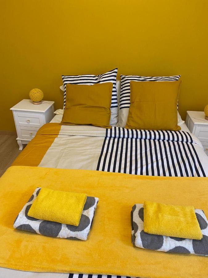 Grand F4 De 71M2 Pour 6 Personnes En Plein Centre Ville Arpajon Bagian luar foto